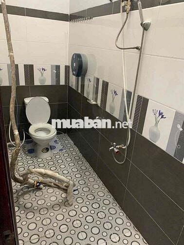 Nhà 2 phòng có máy lạnh hẻm ô toi đường Nhật Tảo