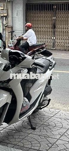 Honda SH125i CBS 2025 Trắng Dưới 7000km Hậu Giang