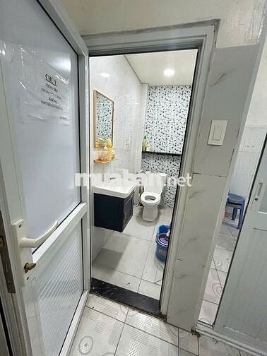 Cho thuê mặt bằng 4x16m mặt tiền Hoà Hảo Quận 10