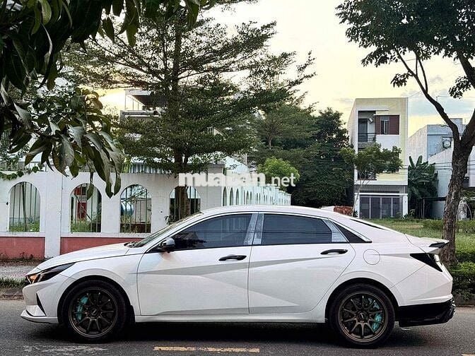 Hyundai Elantra 2022 tiêu chuẩn