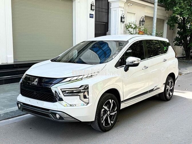 Mitsubishi Xpander 1.5AT Premium 2023 Trắng 7 chỗ