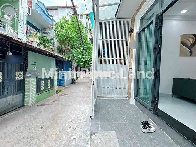 NHÀ 4 TẦNG BTCT –NGÃ TƯ NGUYỄN THỊ THẬP, QUẬN 7 – 5M x 16.5M – 4PN