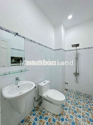 NHÀ 4 TẦNG BTCT –NGÃ TƯ NGUYỄN THỊ THẬP, QUẬN 7 – 5M x 16.5M – 4PN