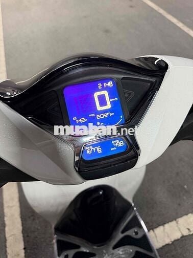 Honda SH160i CBS 2025 Trắng 6000 km