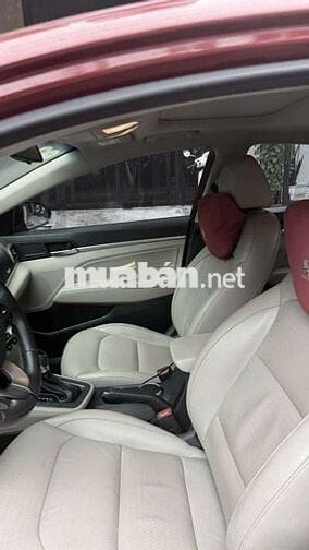 Hyundai Elantra 1.6AT 2019 90000 km