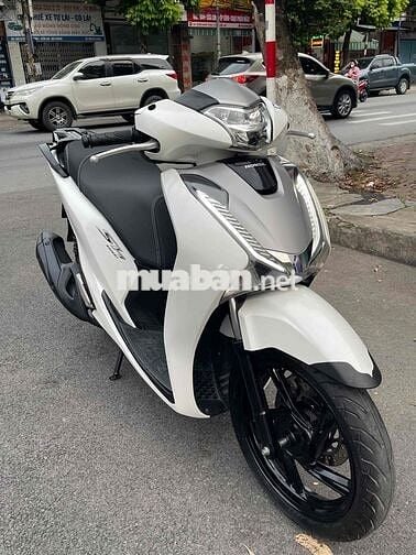 Honda SH 150 CBS 2018 Trắng 18000 km