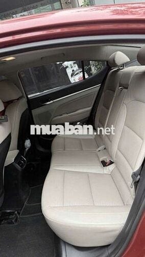 Hyundai Elantra 1.6AT 2019 90000 km