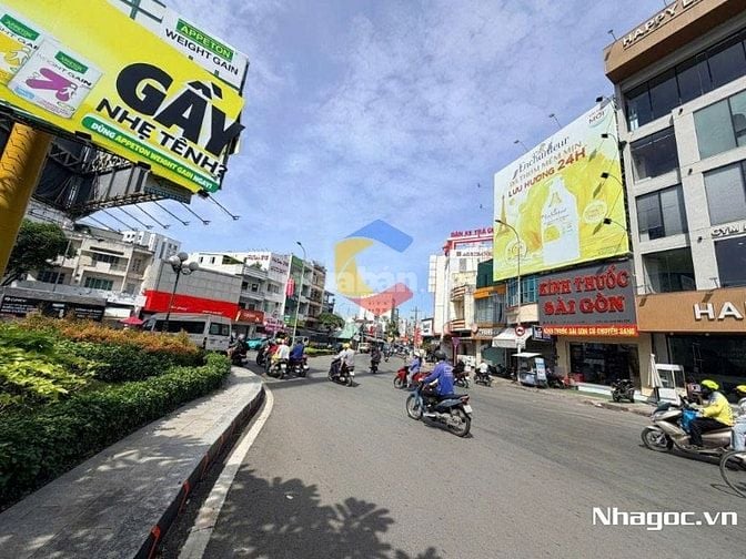 Cho Thuê Nhà Mặt Tiền 22 Âu Cơ, Q.11 - Đối diện vòng xoay Lê Đại Hành 