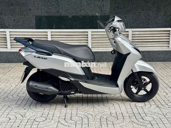 Honda Lead 2013 Bạc