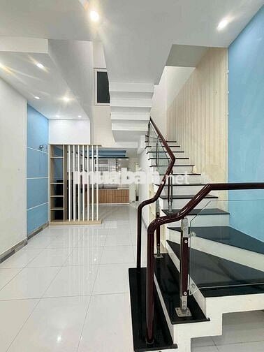 Nhà trệt lầu có nội thất KDC 30/4