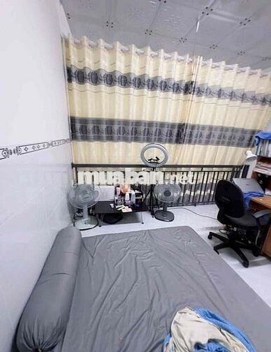 cho thuê ki ốt mặt tiền đường nhựa , kinh doanh buôn bán dĩ an