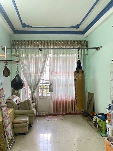 CẦN BÁN NHÀ mặt tiền 81 đg702 HỒNG BÀNG DT:3,4&15M, 2LẦU đÚC.