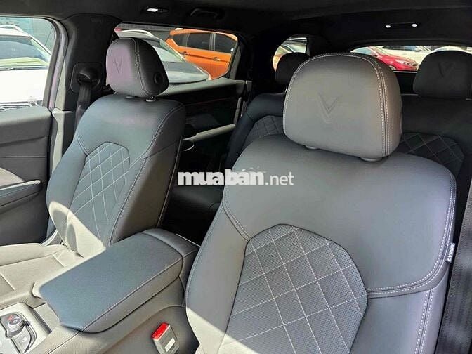 Vinfast VF9 Plus 2025 Đen lướt