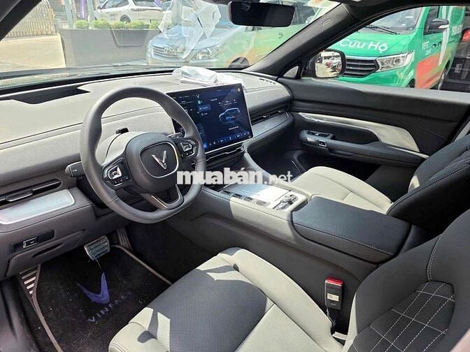 Vinfast VF9 Plus 2025 Đen lướt