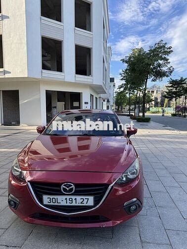 Mazda Mazda 3 đỏ