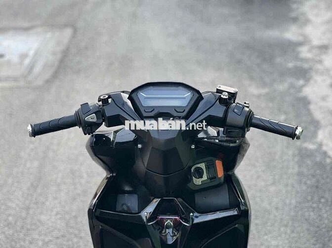 Honda Vario 150 Đen, xe đẹp máy chất