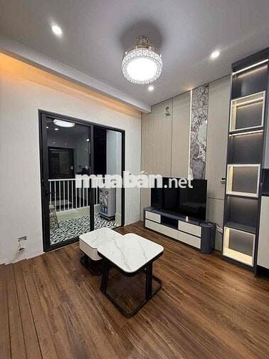 Chính chủ bán căn hộ chung cư Việt Hưng