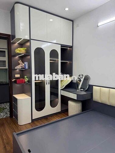 Chính chủ bán căn hộ chung cư Việt Hưng