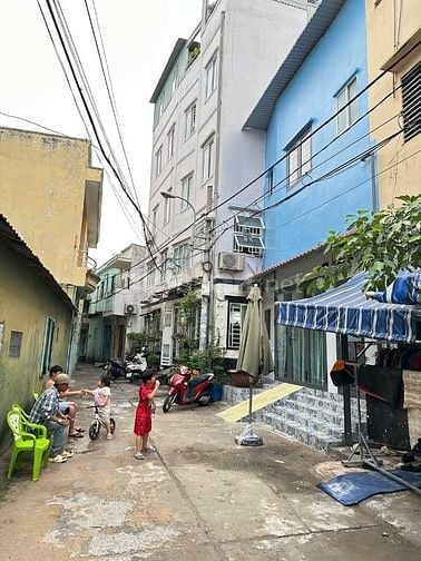 CHO THUÊ NHÀ HẺM 4M(XH) BÀ HOM, P.13, Q.6, 8,5TR.