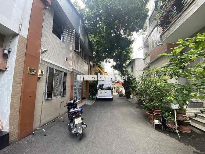 Hiếm!  Linh Tây, 2 tầng, sát mặt tiền Tô Ngọc Vân, đường xe hơi 5.5m