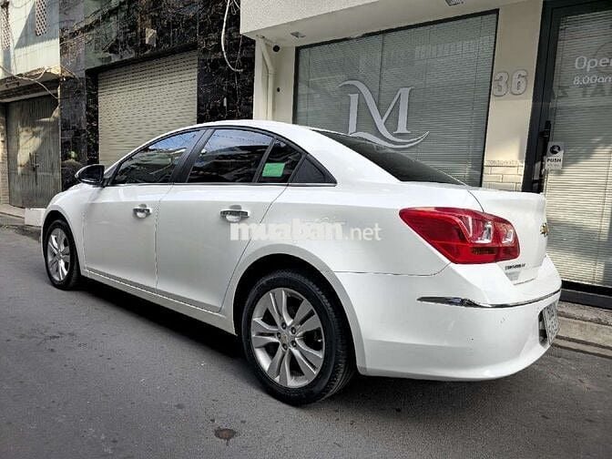 Chevrolet Cruze LTZ Mới khủng khiếp chạy 31k km