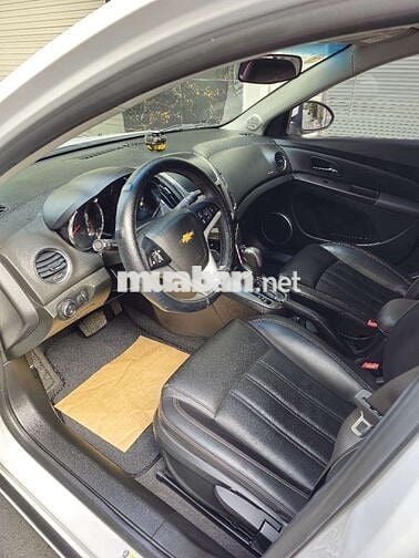 Chevrolet Cruze LTZ Mới khủng khiếp chạy 31k km