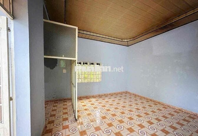 Nhà cấp 4 ngay khu Nam Việt, Chợ Tân Khánh