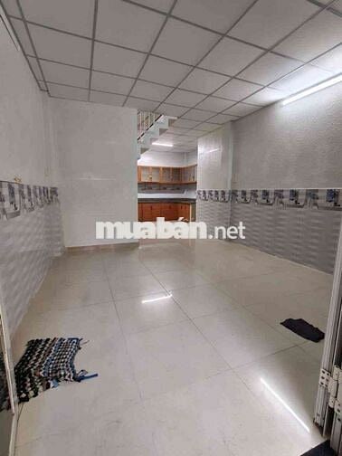 Bán nhà Âu Cơ, 4m x 9m, hỗ trợ vay, chỉ hơn 3 tỷ TL