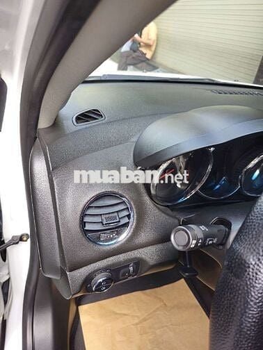 Chevrolet Cruze LTZ Mới khủng khiếp chạy 31k km