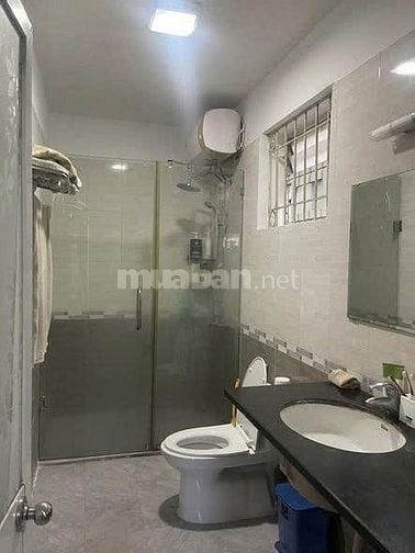 Cho thuê nhà ngõ 173, Đường Hoàng Hoa Thám, Ba Đình, Hà Nội