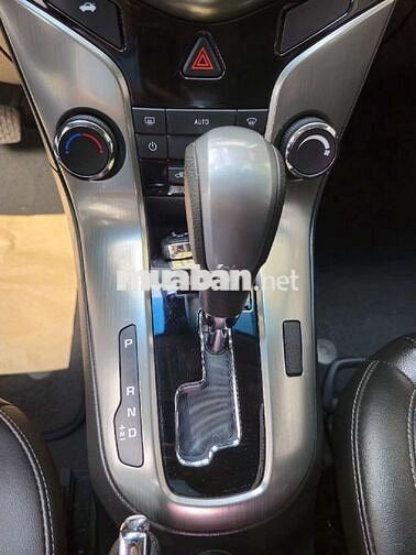 Chevrolet Cruze LTZ Mới khủng khiếp chạy 31k km