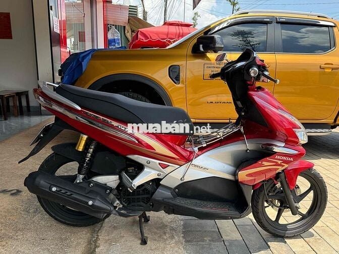 Honda Air Blade 2010 màu Đỏ