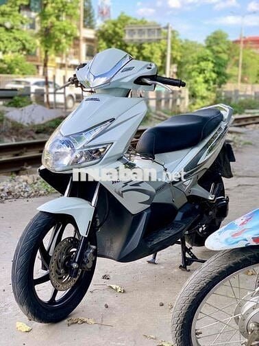 Honda Airblade 110 fi6 nan 2011 Trắng