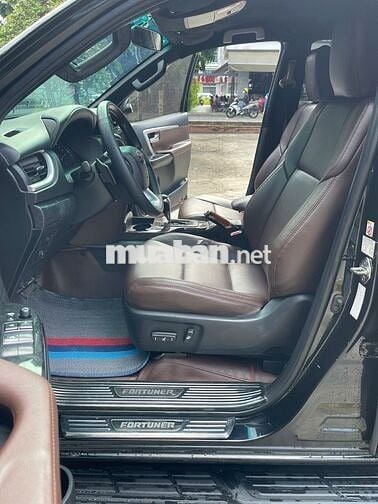 Toyota Fortuner 2020 Số tự động Máy dầu Đen