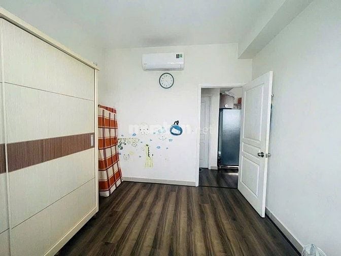 Chung cư Bàu cát,Tân BÌnh căn 2p ngủ,có nội thất giá 10tr/th