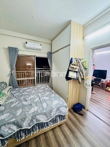 Chung cư Bàu cát,Tân BÌnh căn 2p ngủ,có nội thất giá 10tr/th