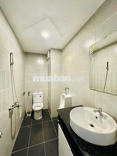 TÒA NHÀ ỐP KÍNH XỊN MỊN - 161A Nguyễn Văn Trỗi, P.10, Phú Nhuận, 6x25m