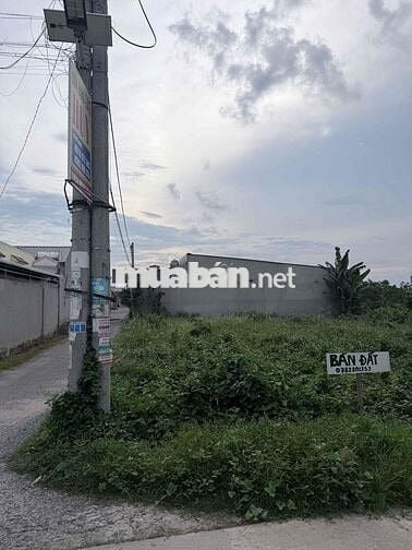 đất giá rẻ nhất khu , 2 mặt tiền oto