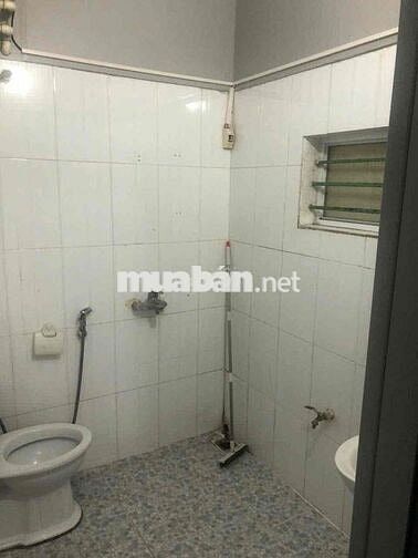 Hiếm! Nhà 3 tầng Nguyễn Văn Cừ – 3PN– Chỉ 8 triệu, ở luôn gần cầu Chui