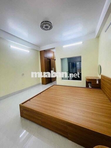 CHO THUÊ NHÀ NGỌC THỤY– THANG MÁY – FULL NỘI THẤT – 3PN – 12 TR
