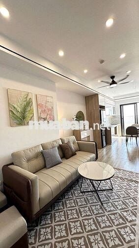 Tài Chính Hơn 3 Tỷ Chung Cư Đẹp 2PN BC Đông Nam Tầng Cao Sẵn Sổ GD