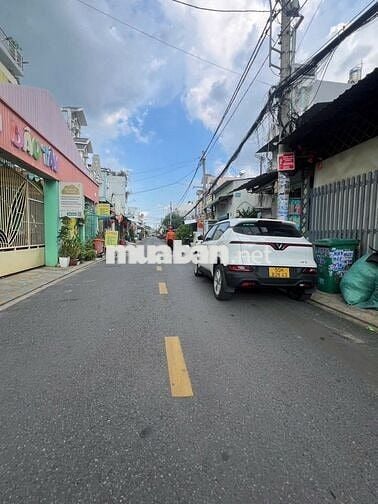 Tòa Nhà 10m x 25m - 5 Tầng Thang Máy Mặt Tiền Đường Hiệp Thành 06