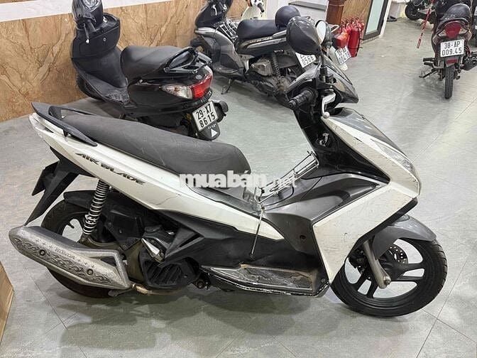 Honda Air Blade 2013 Trắng bạc