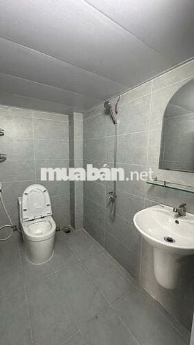 KHAI TRƯƠNG PHÒNG MỚI GẦN ĐH CÔNG THƯƠNG