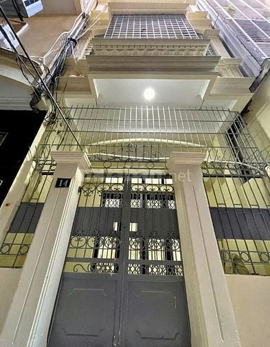 Cho thuê nhà ngõ 379 Đội Cấn, Ba Đình, DT 50m2 x 4 tầng, an ninh tốt