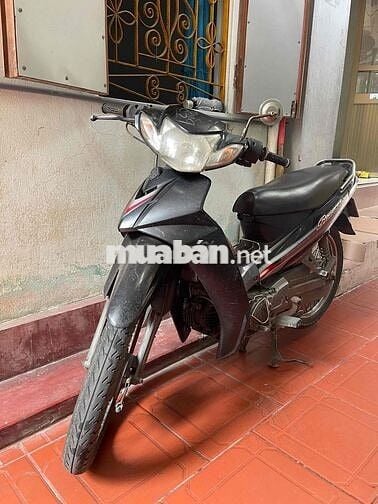 Yamaha Sirius Đen