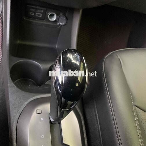 chính chủ nên đời bán VinFast Fadil 2021 Bạc 4 vạn