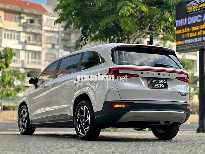 Hyundai Custin Cao Cấp 2.0T 2024 4.000 km Trắng