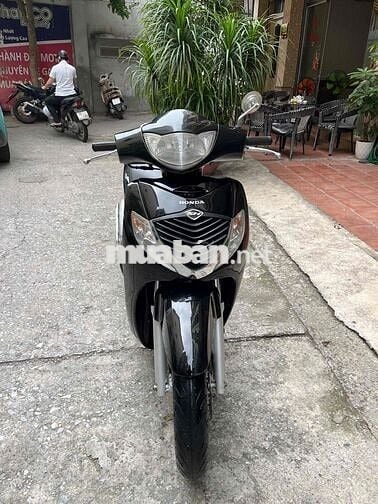 Honda SH Nhập khẩu màu Đen