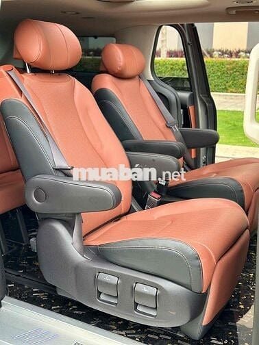KIA CARNIVAL 2.2 SIGNATURE 2025 Xám 11.000km